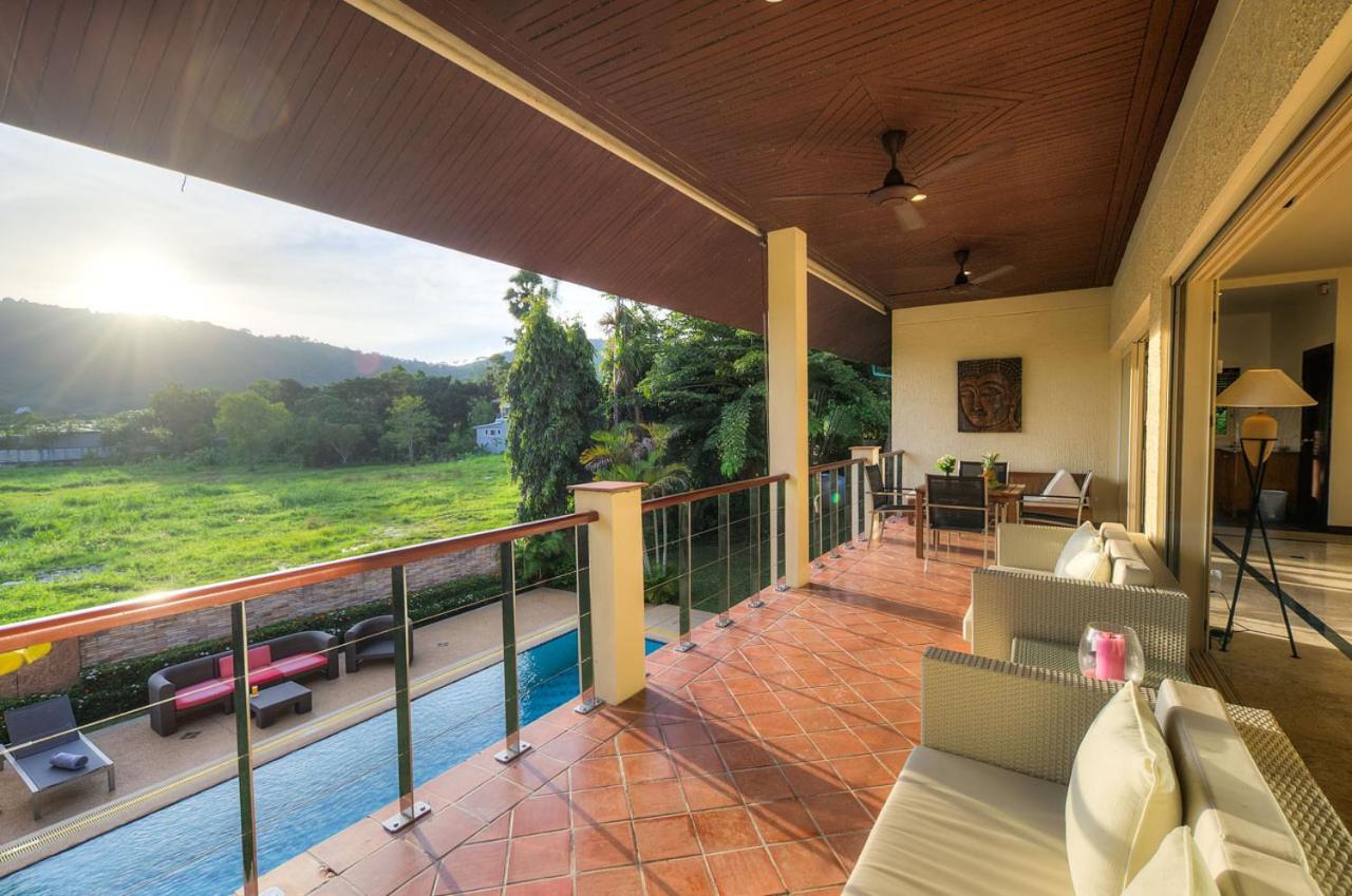 Viola Pool Villa Rawai Exterior photo